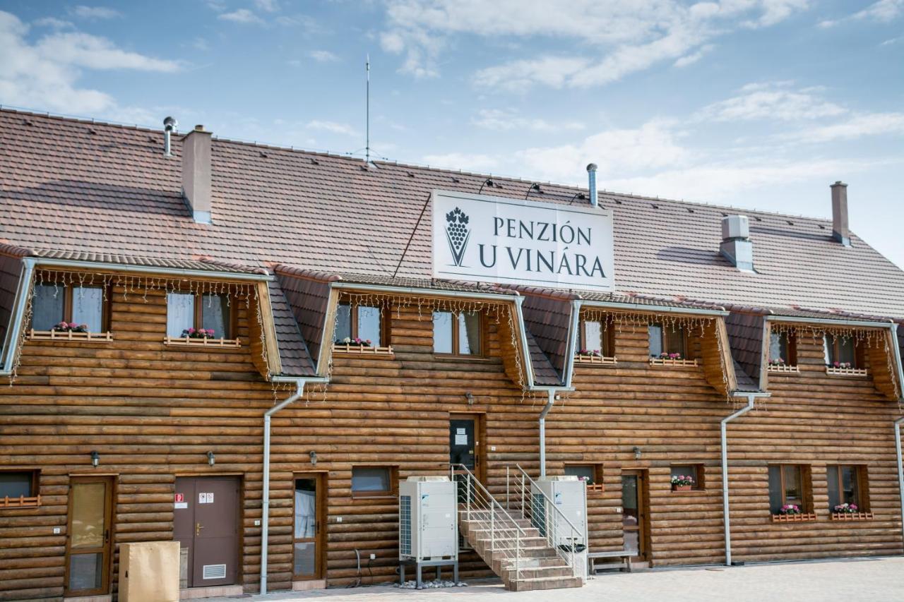 Penzion U Vinara ヴェルキー・クリチーシュ エクステリア 写真